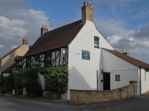 Отель The Blue Cow South Witham Экстерьер фото