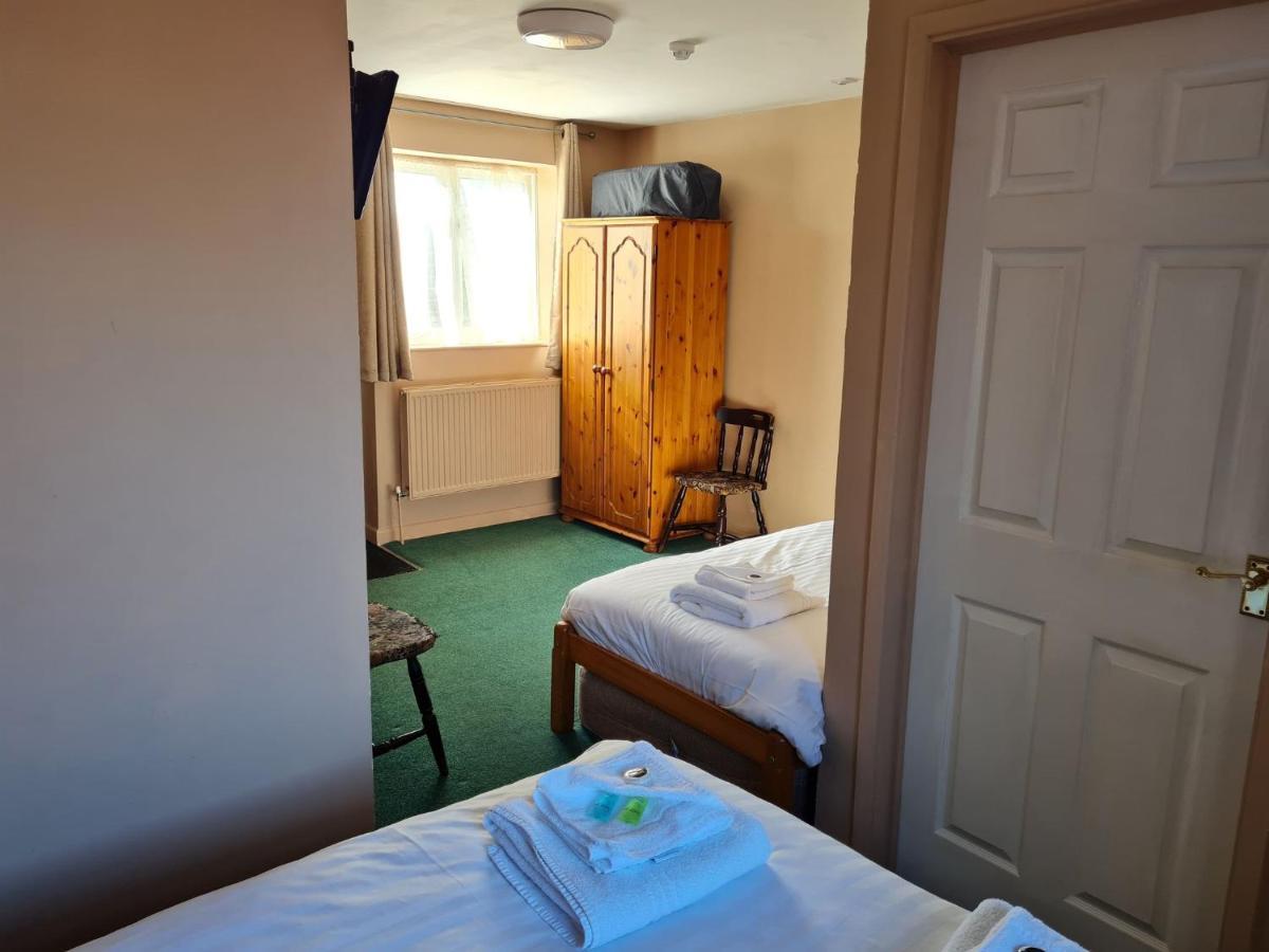 Отель The Blue Cow South Witham Номер фото